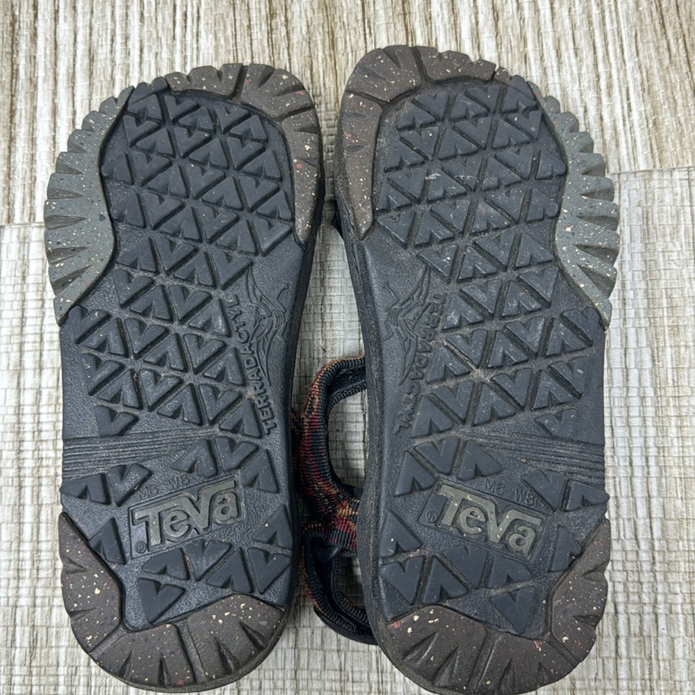 Teva sandals - Picture 8 of 9
